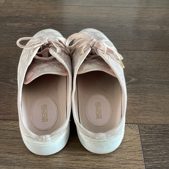 Micheal Kors slip on platforms. Shipping price varies. - Picture 3 of 4